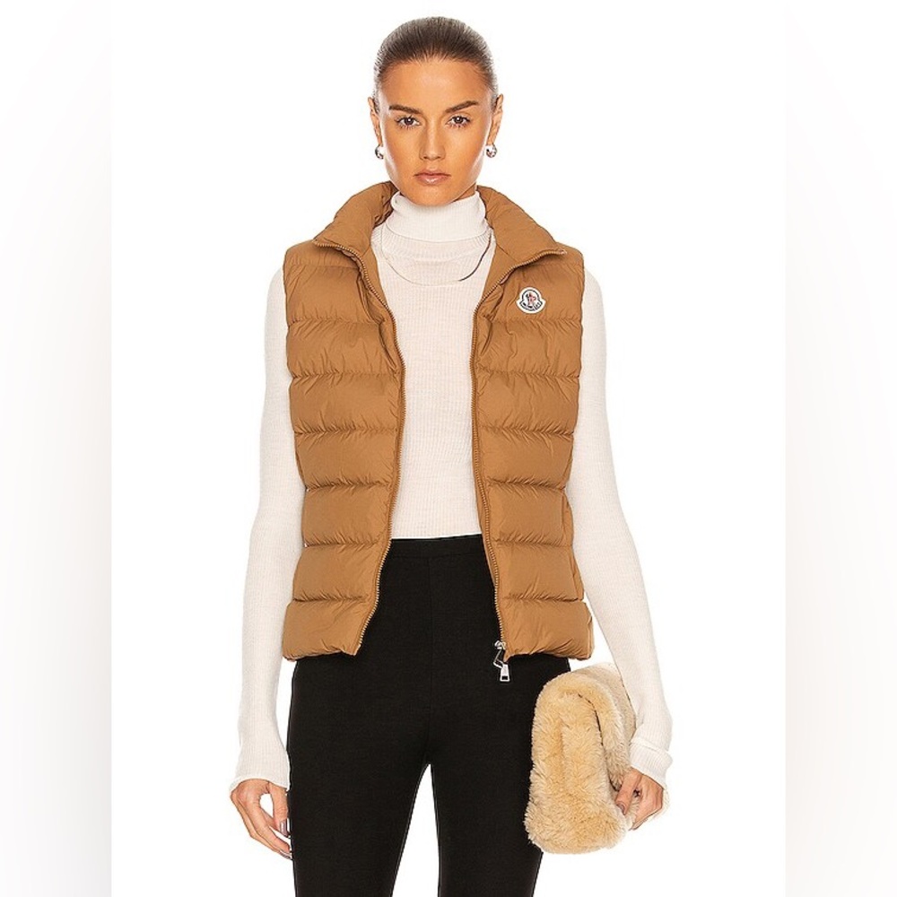 Moncler Ghany Vest in Camel